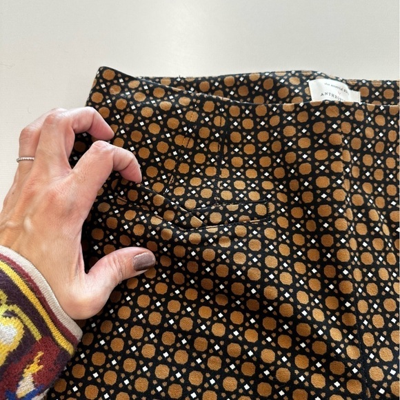 Anthropologie Essential Slim Trouser Pants in Brown Motif. Women's size 8 - Picture 4 of 12